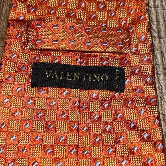 Valentino Nwt tie  - Picture 1 of 5